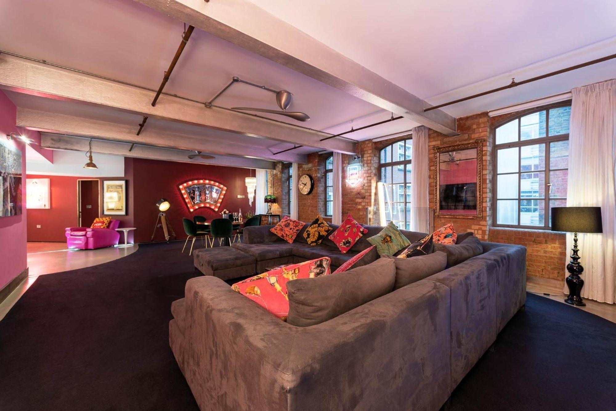 Amazingly Luxurious Loft Apartment, Soho - 3 Bedrooms, 2 Bath & Office Londra Dış mekan fotoğraf