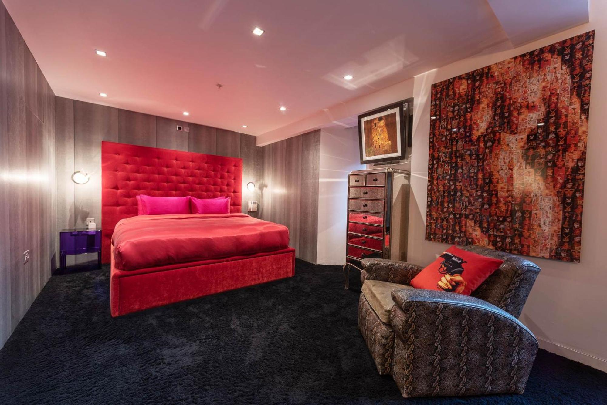 Amazingly Luxurious Loft Apartment, Soho - 3 Bedrooms, 2 Bath & Office Londra Dış mekan fotoğraf