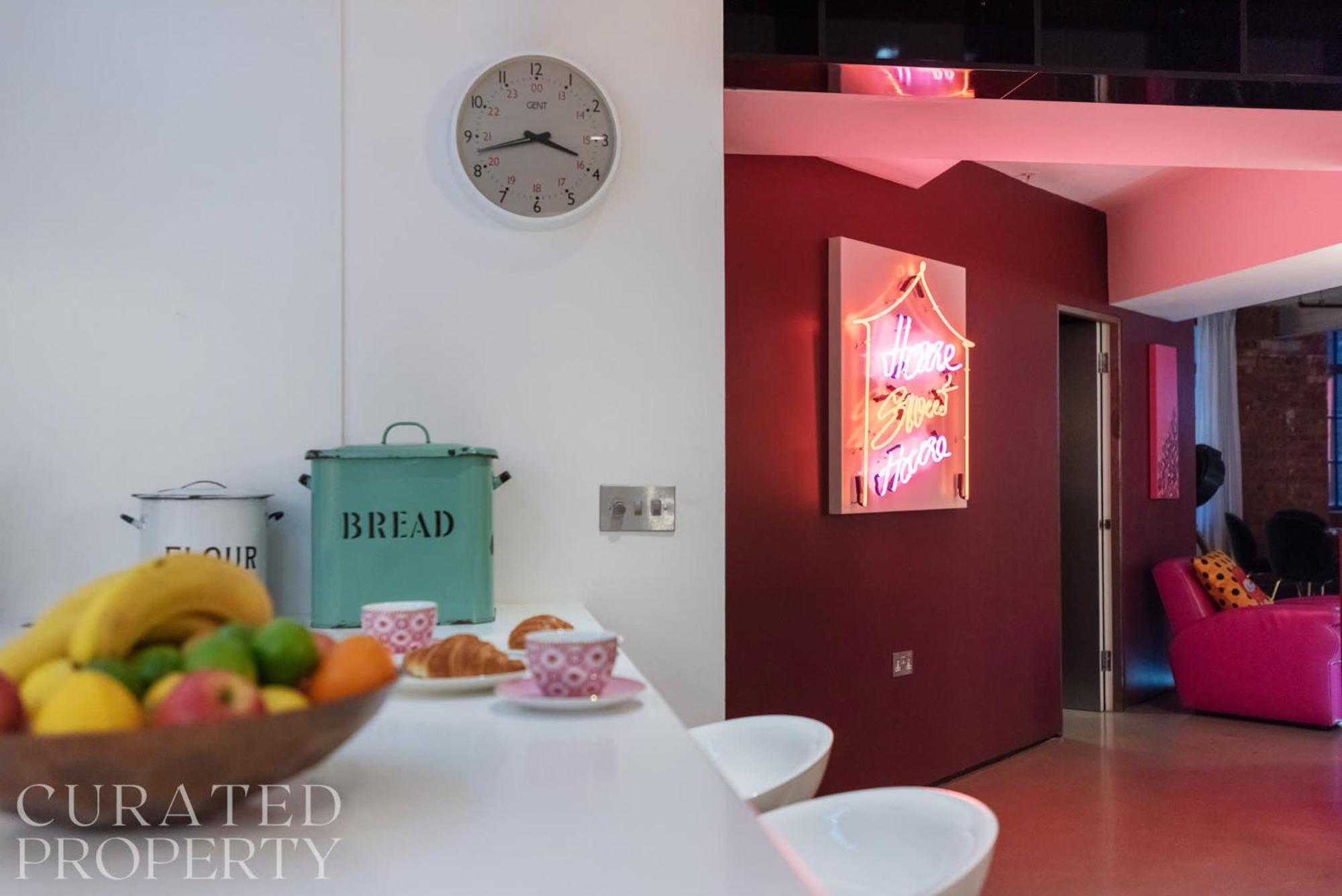 Amazingly Luxurious Loft Apartment, Soho - 3 Bedrooms, 2 Bath & Office Londra Dış mekan fotoğraf