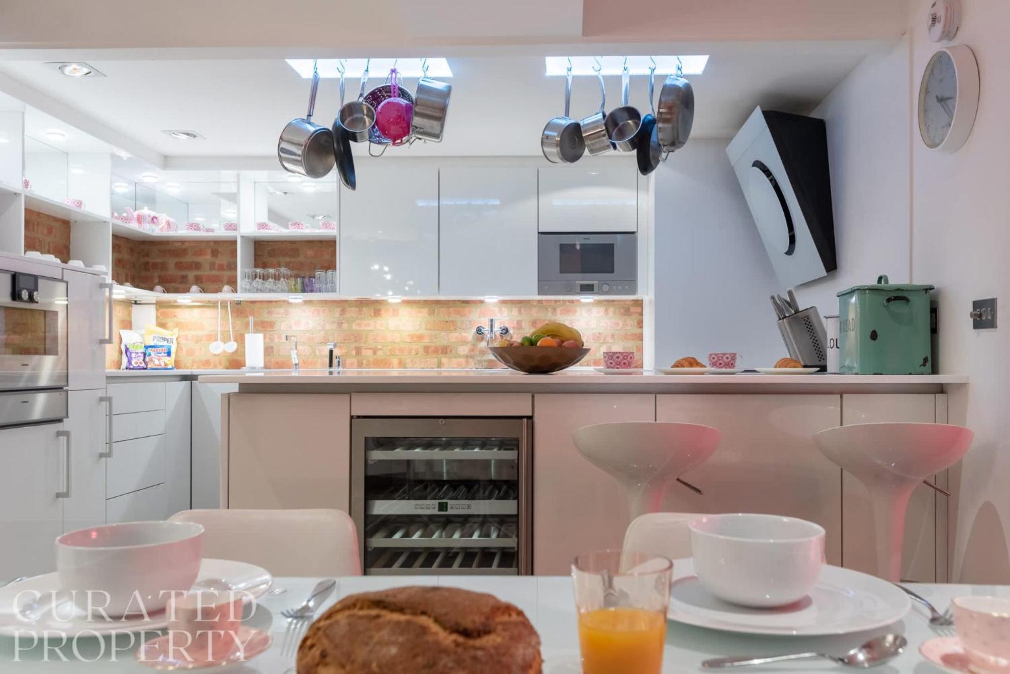 Amazingly Luxurious Loft Apartment, Soho - 3 Bedrooms, 2 Bath & Office Londra Dış mekan fotoğraf