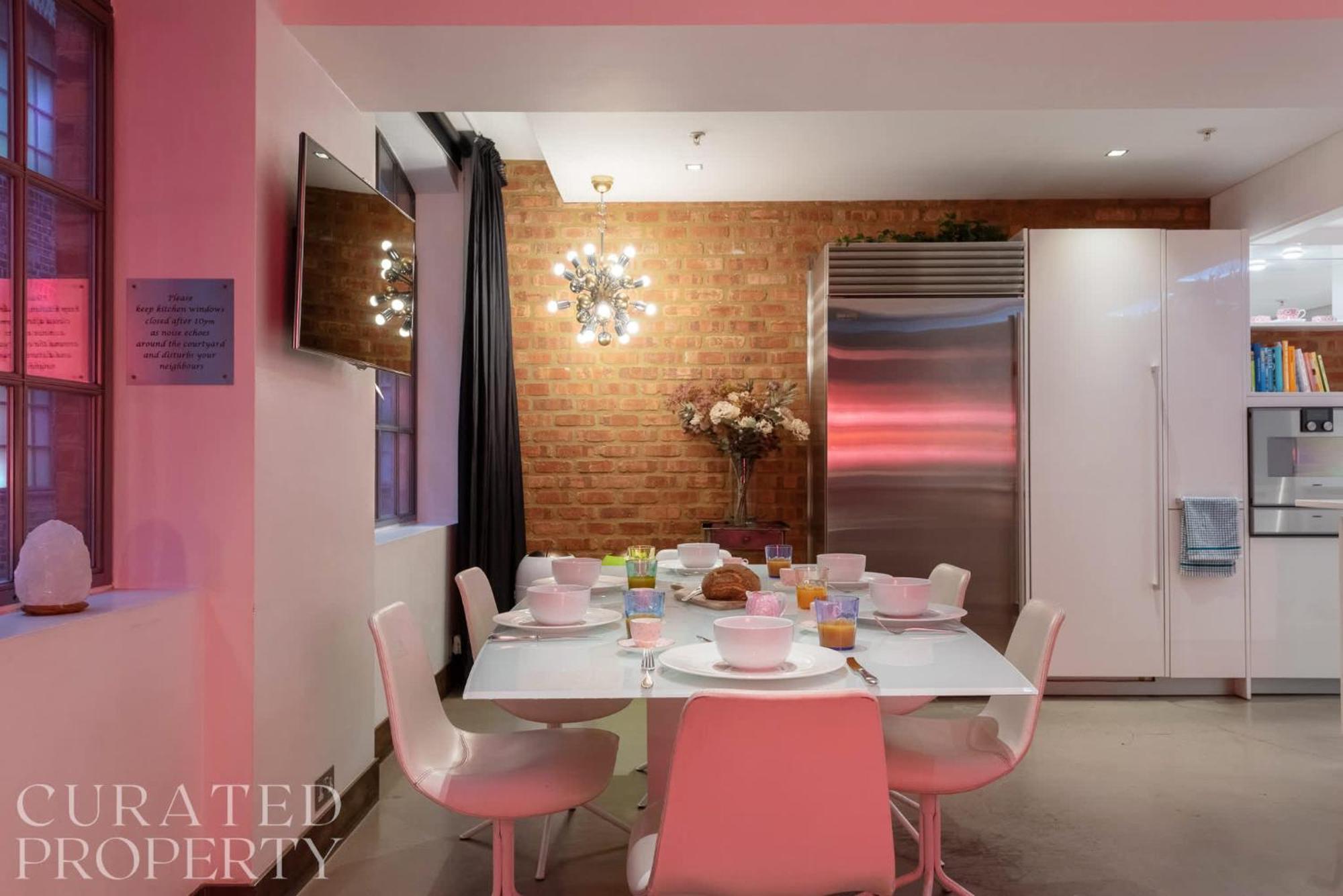 Amazingly Luxurious Loft Apartment, Soho - 3 Bedrooms, 2 Bath & Office Londra Dış mekan fotoğraf