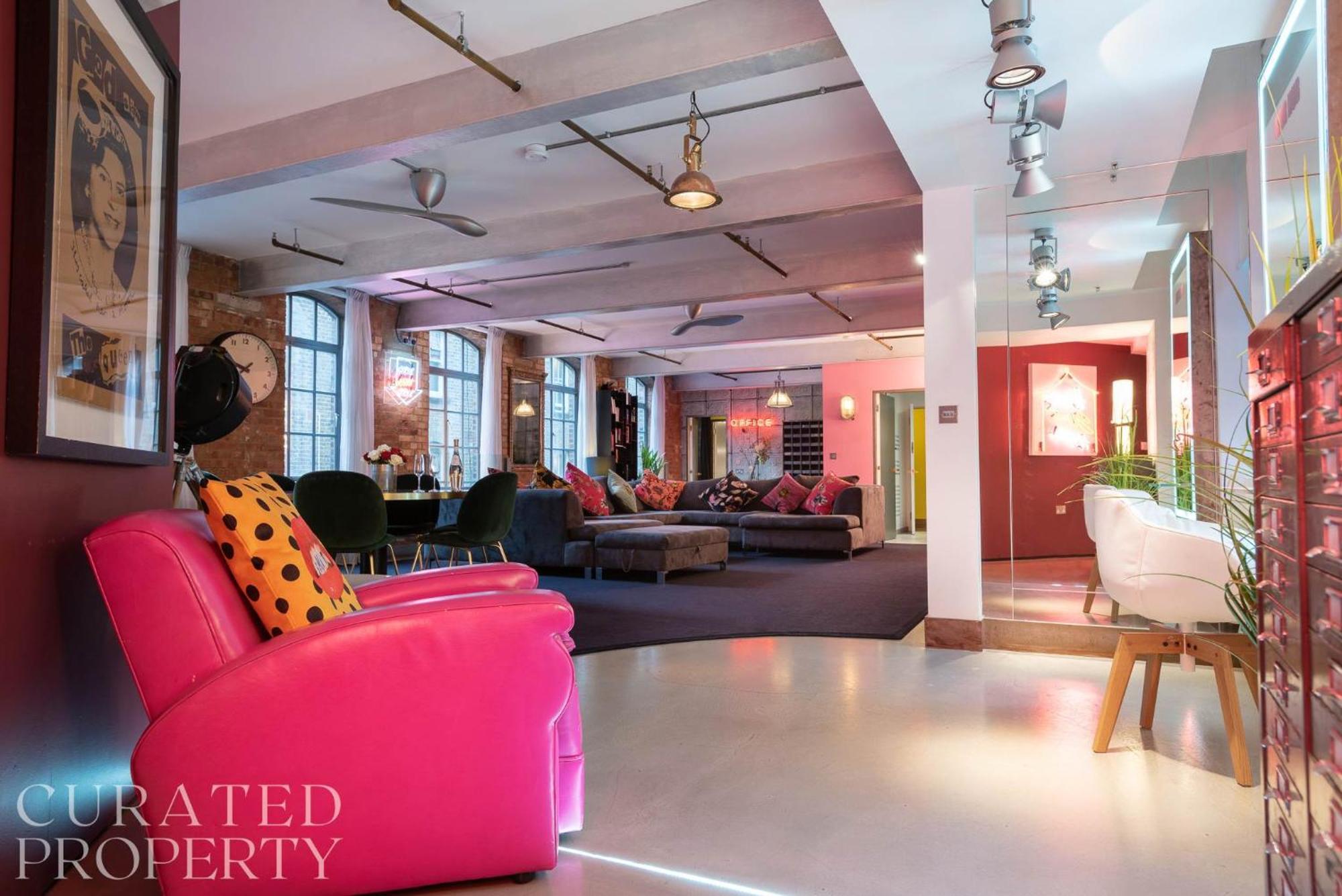 Amazingly Luxurious Loft Apartment, Soho - 3 Bedrooms, 2 Bath & Office Londra Dış mekan fotoğraf